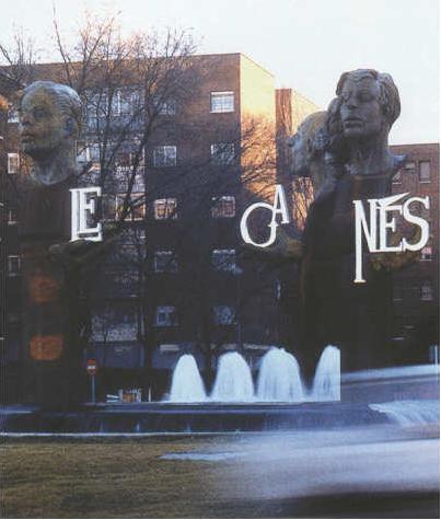 Legan�s Fountain in a roundabout